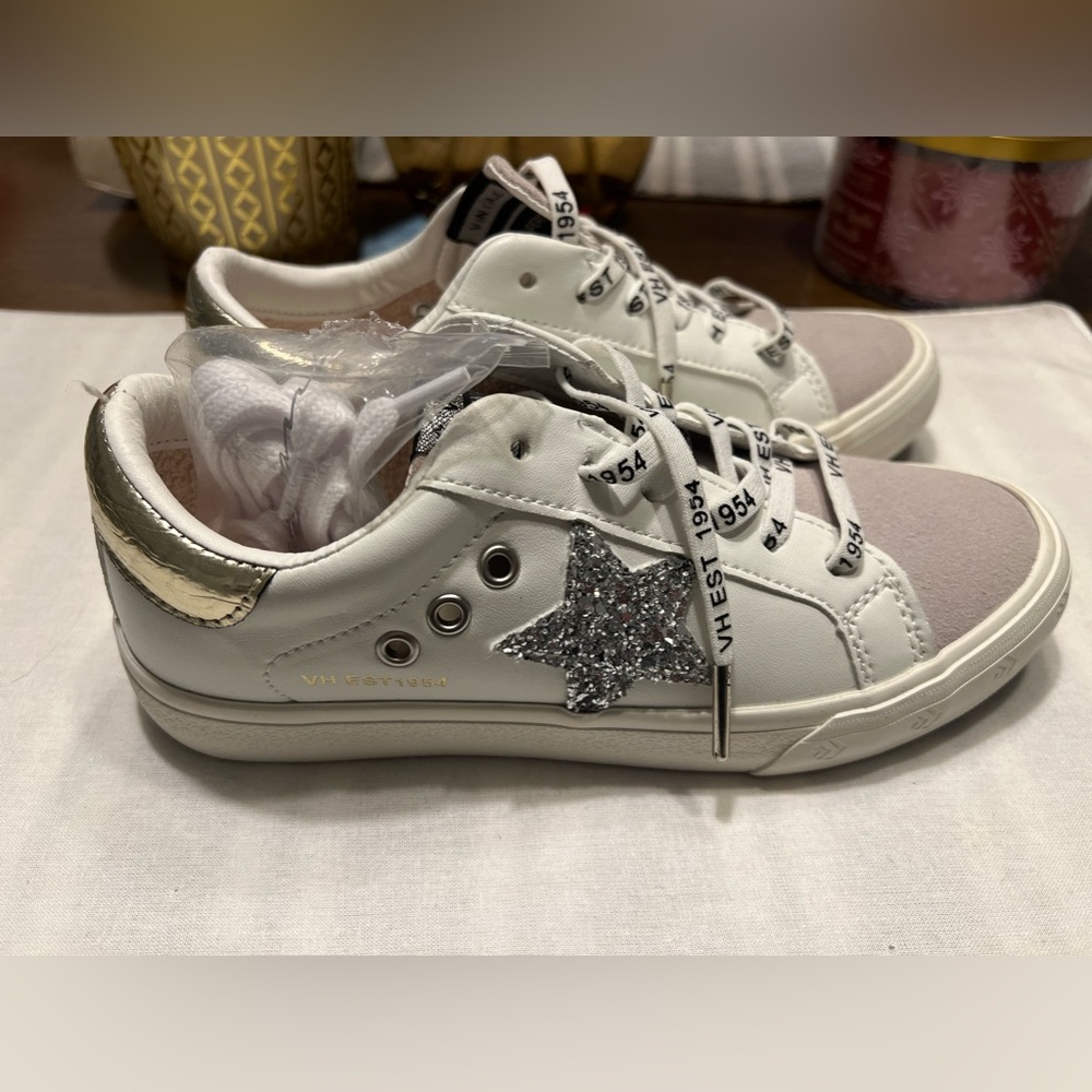 Vintage Havana women’s glitter star sneakers new